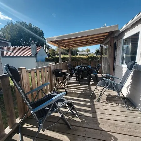 Mobil-home A Sainte Cecile Кемпинг *